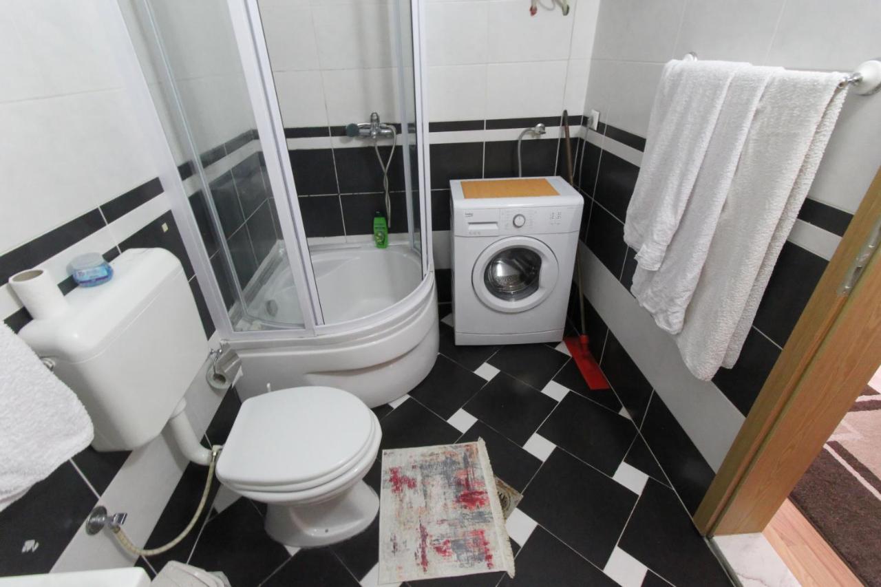 Kasumi Apartment พริสตีนา ภายนอก รูปภาพ
